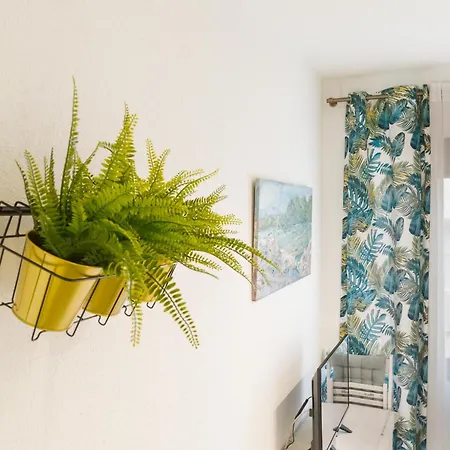 Luxury Triana דירה *