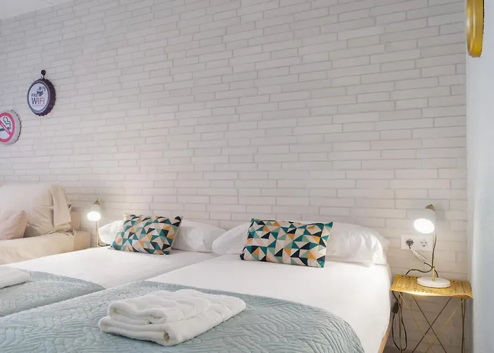 Luxury Triana * סביליה