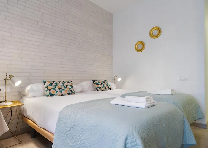 Luxury Triana דירה *