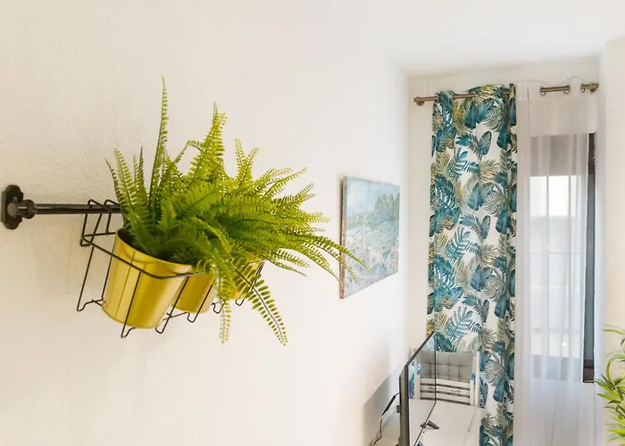 Luxury Triana דירה *